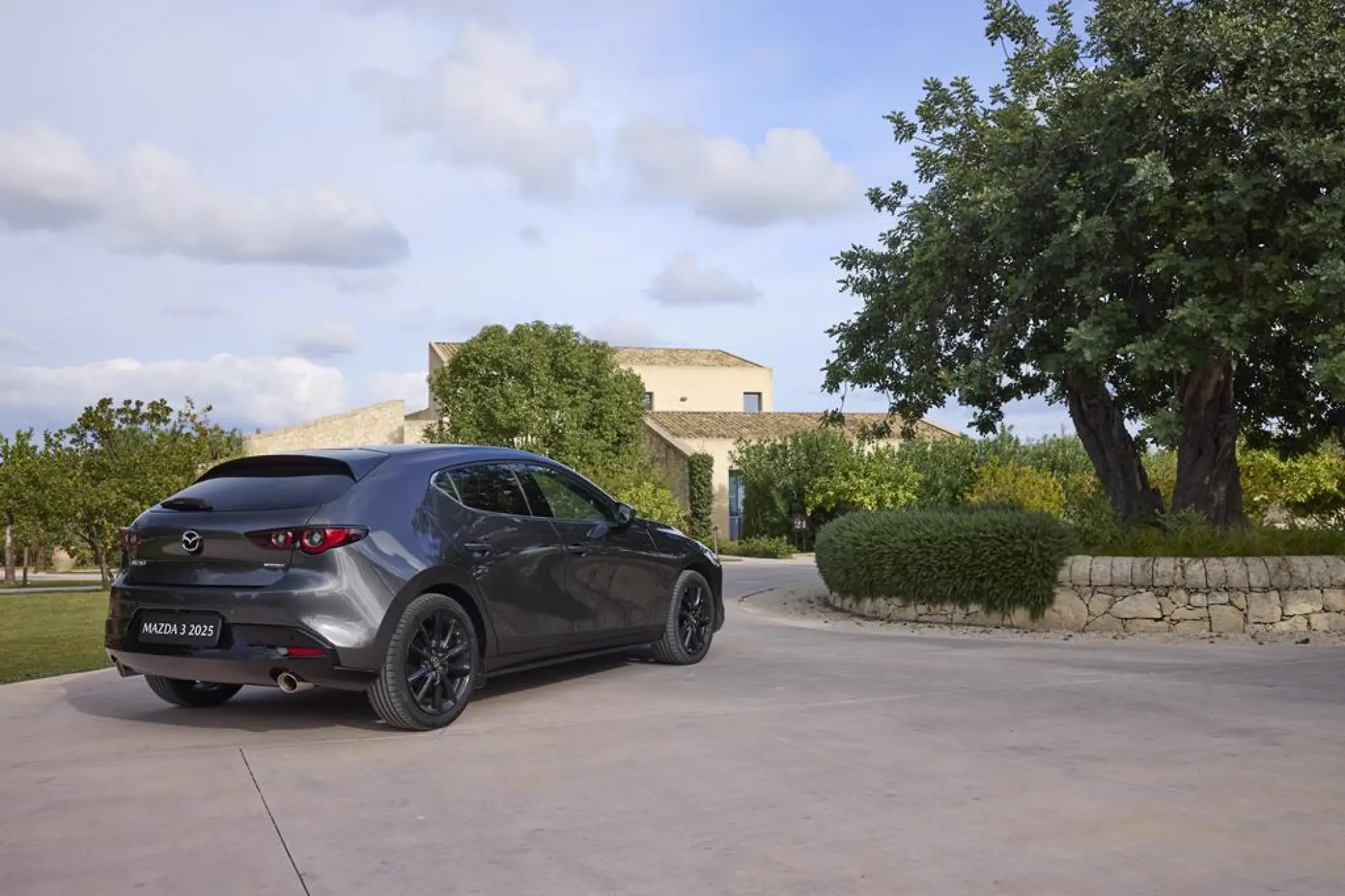 Mazda CX-30 e Mazda 3 2025 - Prova su strada - 50
