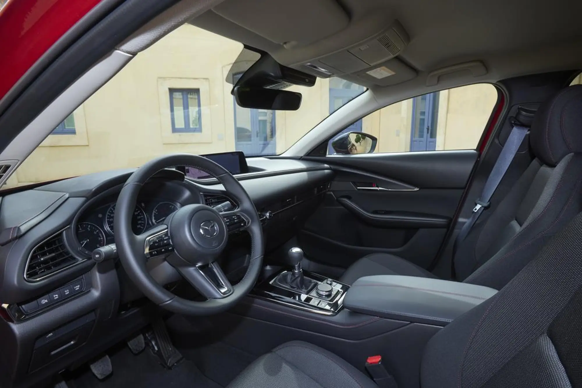 Mazda CX-30 e Mazda 3 2025 - Prova su strada - 78