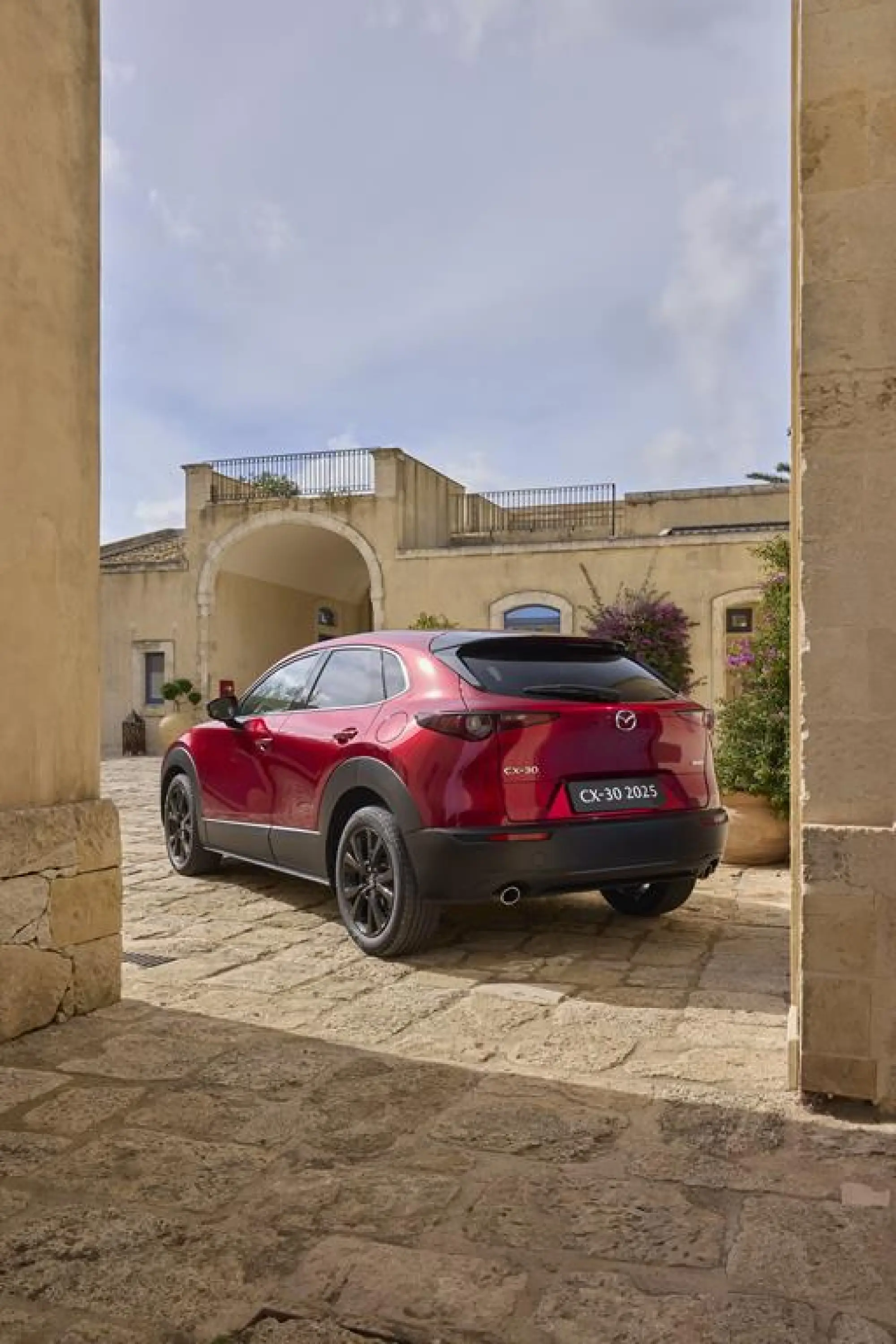 Mazda CX-30 e Mazda 3 2025 - Prova su strada - 94