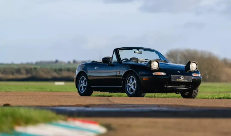 Mazda Mx-5 elettrica - 1