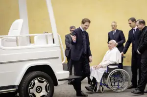 Mercedes Classe G elettrica Papamobile