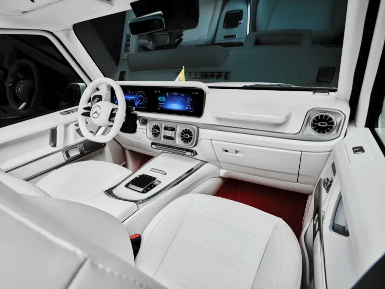 Mercedes Classe G elettrica Papamobile - 6