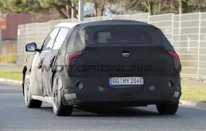 Kia EV4 hatchback - Foto spia 05-12-2024 - 12