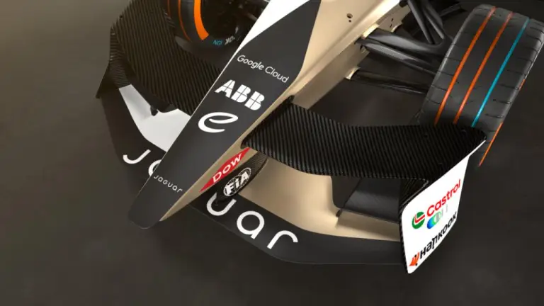 Jaguar I-Type 7 - 5