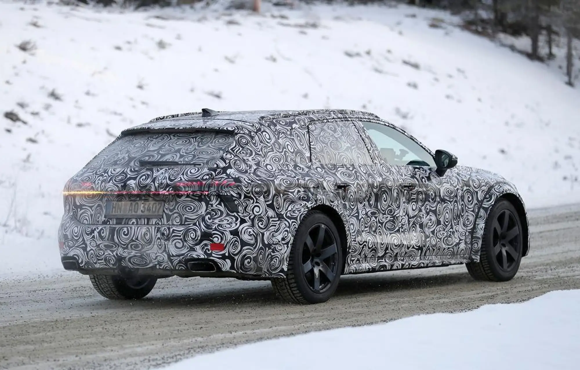 Audi A7 2025 - Foto spia 09-12-2024 - 7