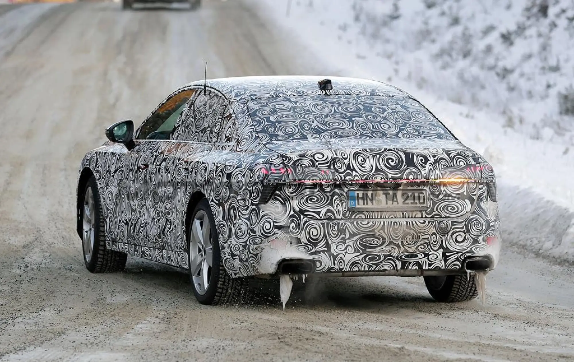 Audi A7 2025 - Foto spia 09-12-2024 - 31