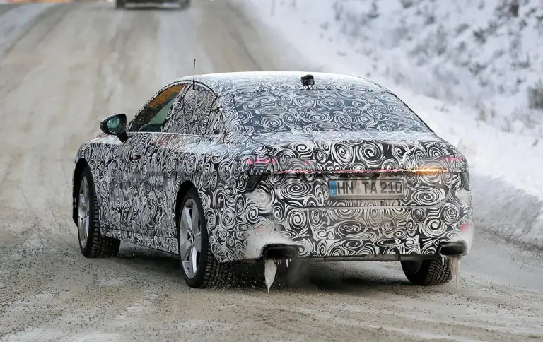 Audi A7 2025 - Foto spia 09-12-2024 - 31