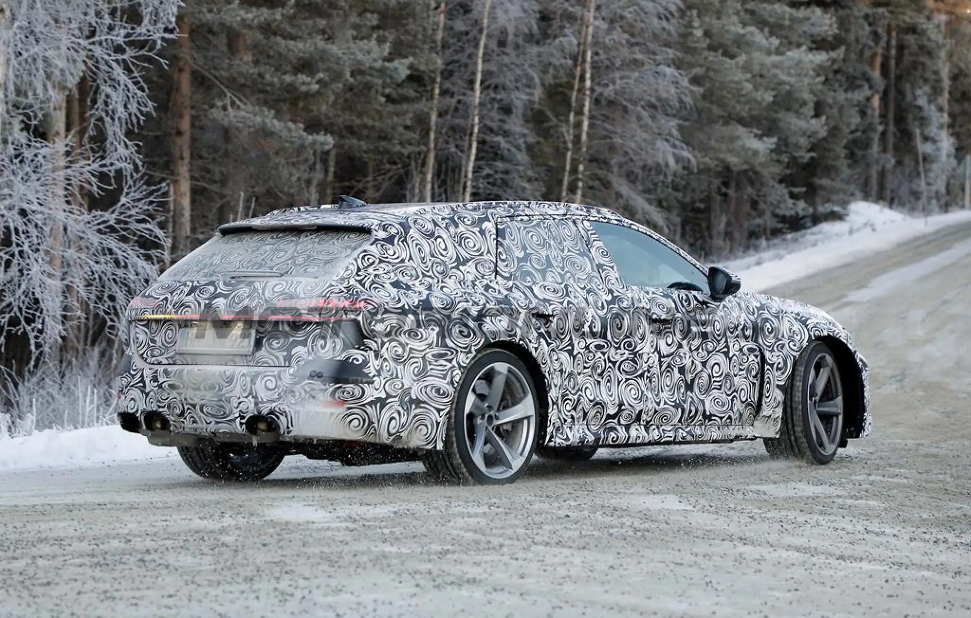 Audi A7 2025 - Foto spia 09-12-2024 - 27