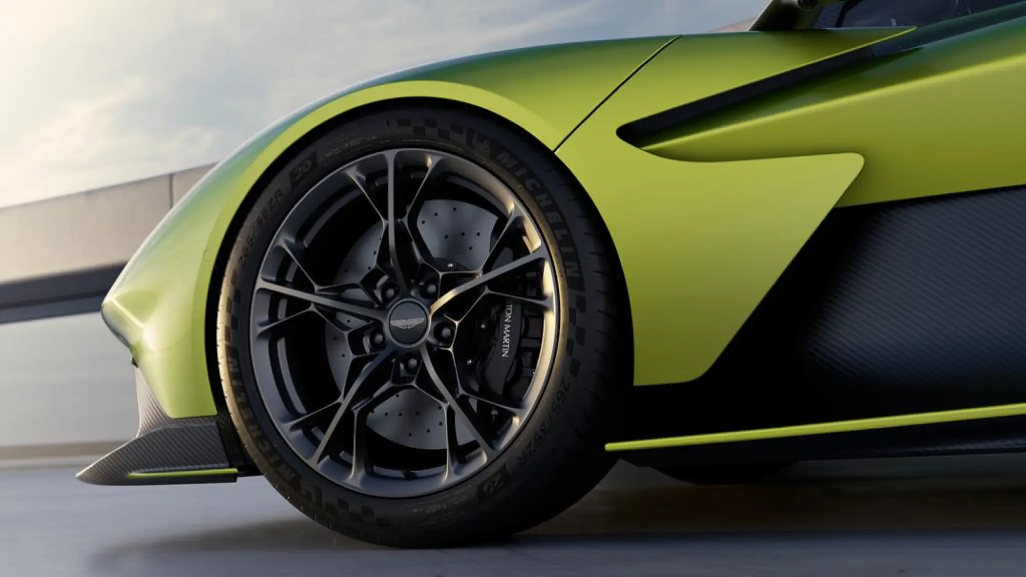 Aston Martin Valhalla - Foto ufficiali - 14
