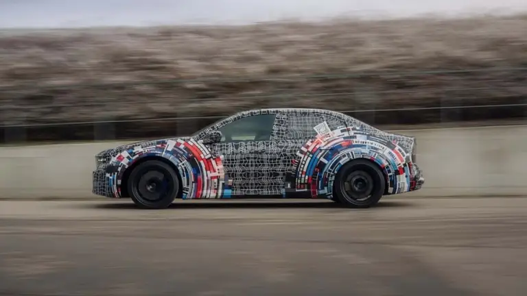 BMW M3 elettrica - Teaser - 4