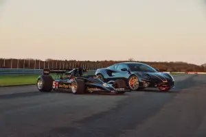 Lotus Emira Limited Edition - 11