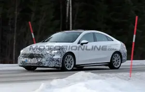 Mercedes CLA 2025 - Foto spia 14-12-2024 - 10