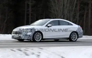 Mercedes CLA 2025 - Foto spia 14-12-2024 - 5