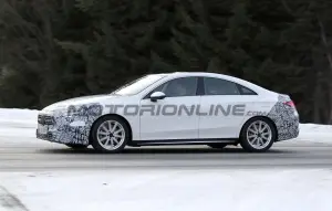 Mercedes CLA 2025 - Foto spia 14-12-2024 - 13