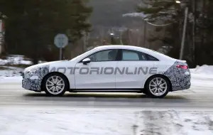 Mercedes CLA 2025 - Foto spia 14-12-2024 - 7