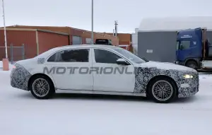 Mercedes-Maybach Classe S 2026 - Foto spia 17-12-2024 - 7