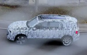 Mercedes GLB 2026 - Foto spia 19-12-2024 - 5