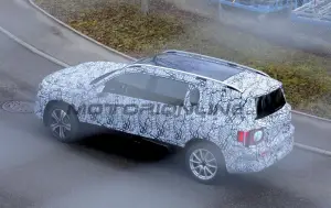 Mercedes GLB 2026 - Foto spia 19-12-2024 - 6