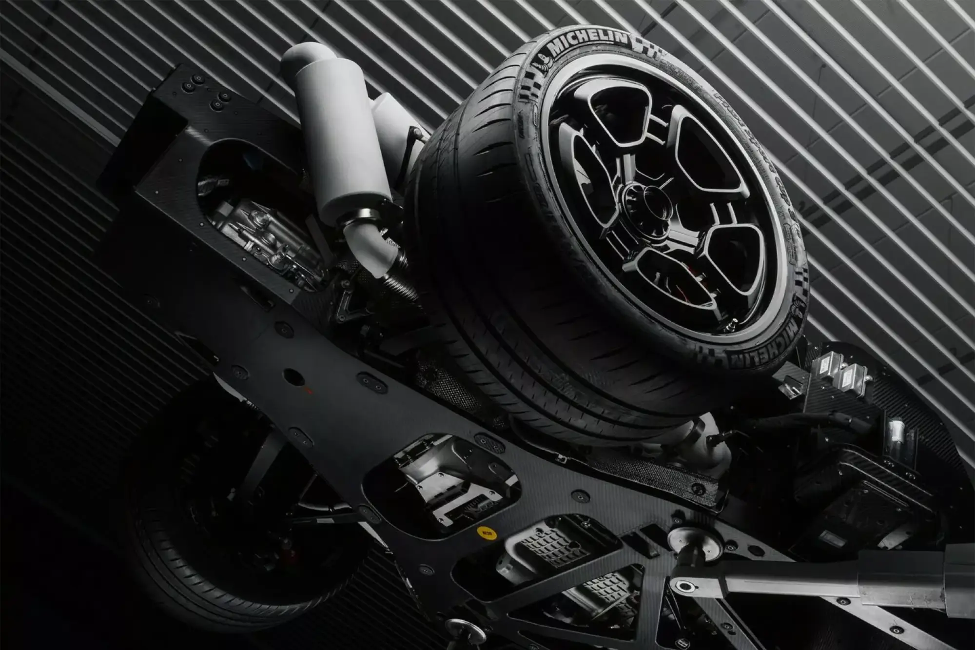 De Tomaso P72 2025 - 15