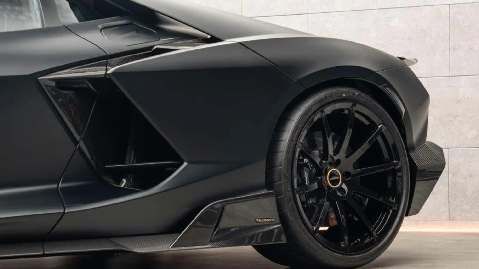 Lamborghini Revuelto - Mansory - 14