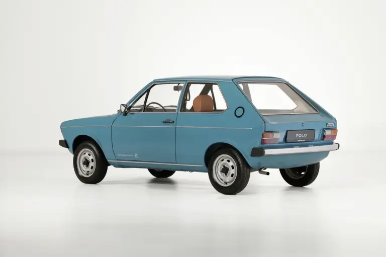 Volkswagen Polo - 50 anni - 1