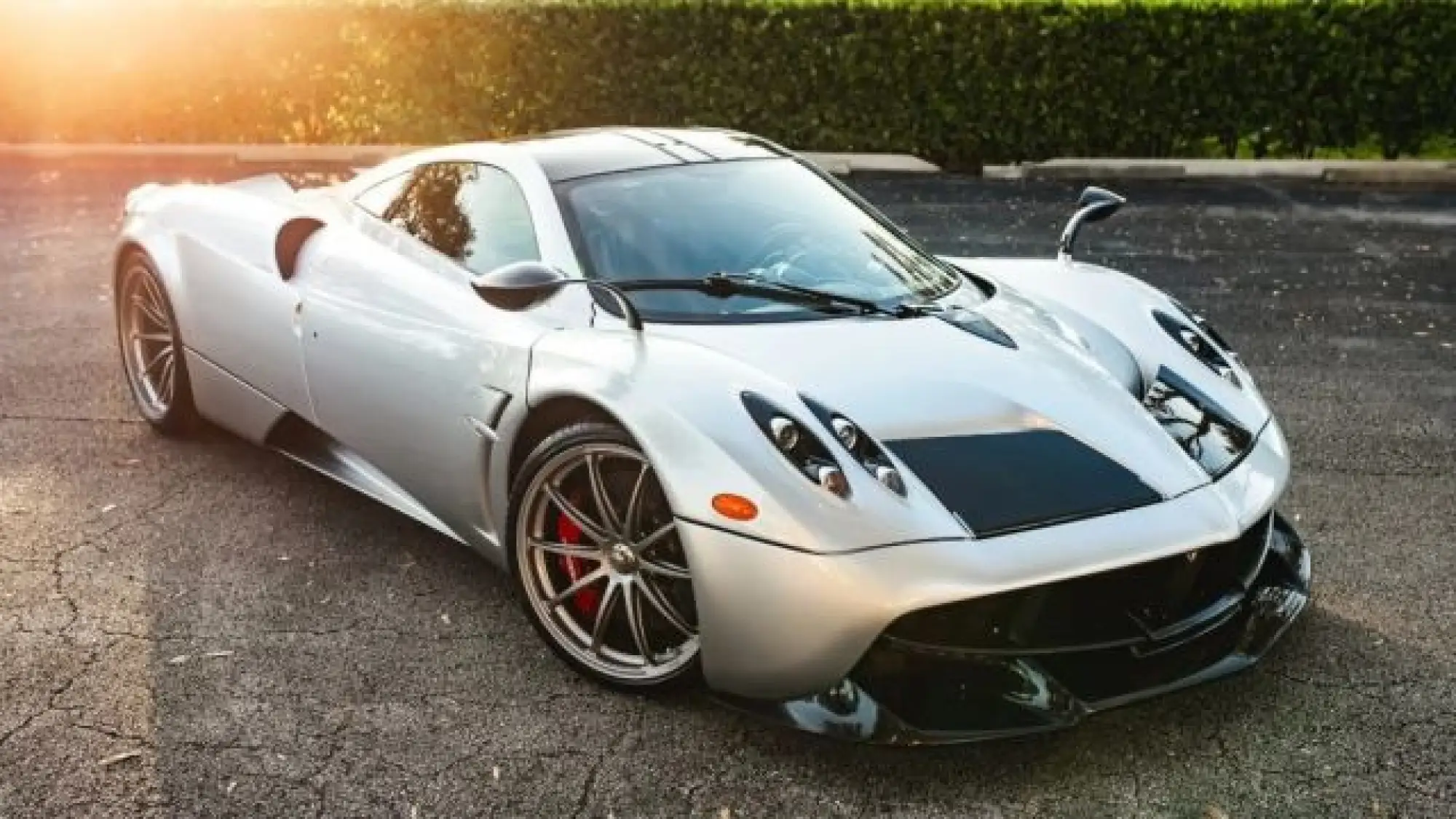 Pagani Huayra Tempesta invenduta - 5