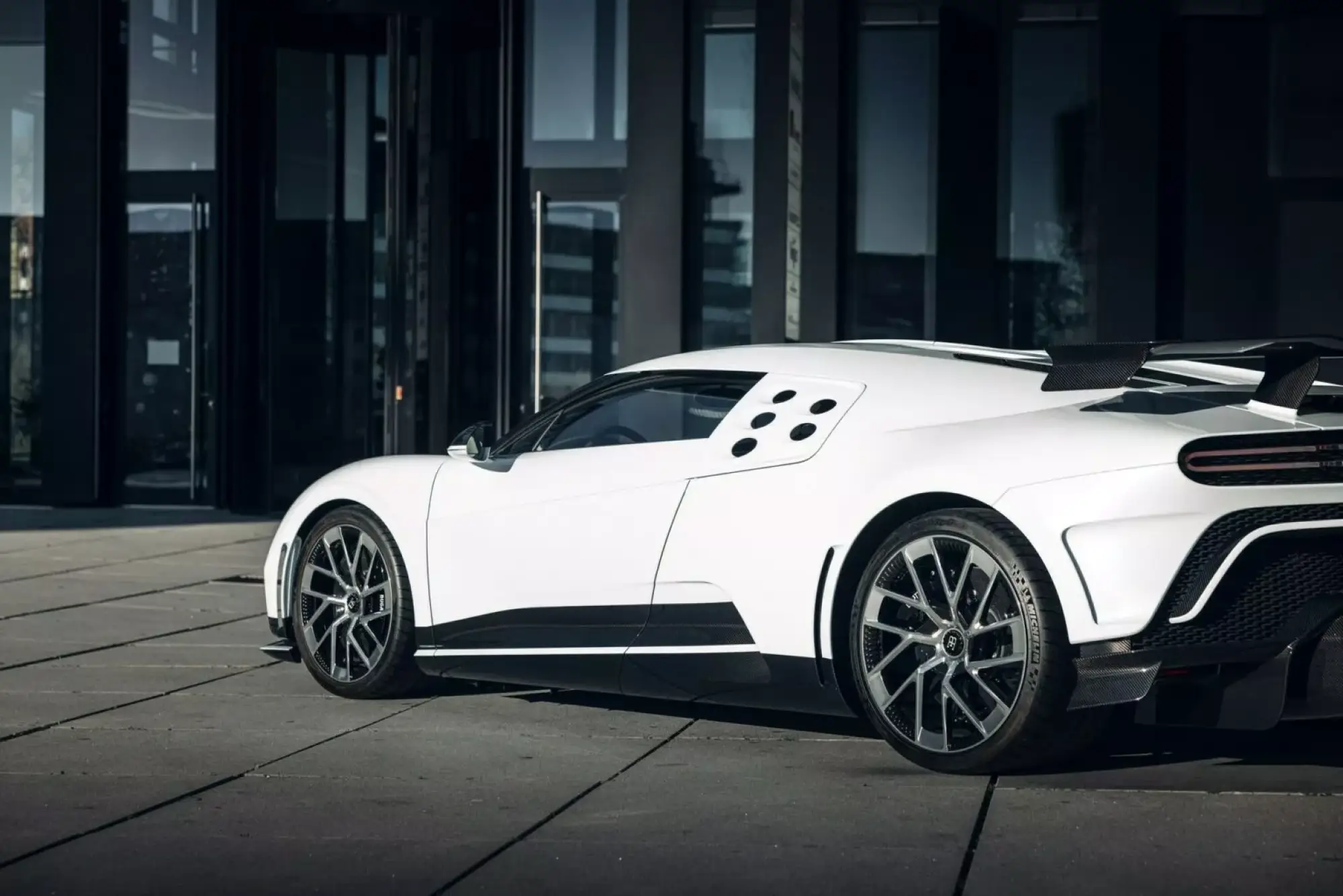 Bugatti Centodieci - Asta febbraio 2025 - 9