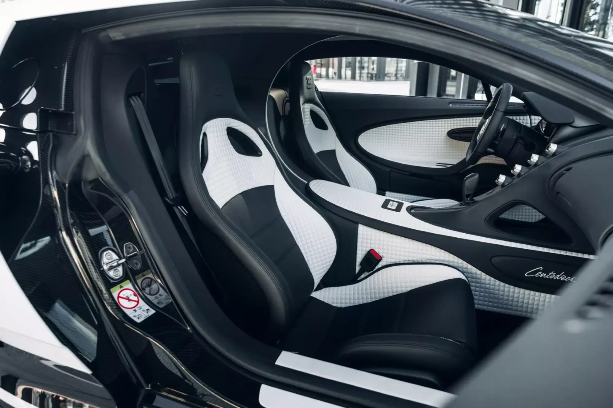 Bugatti Centodieci - Asta febbraio 2025 - 6