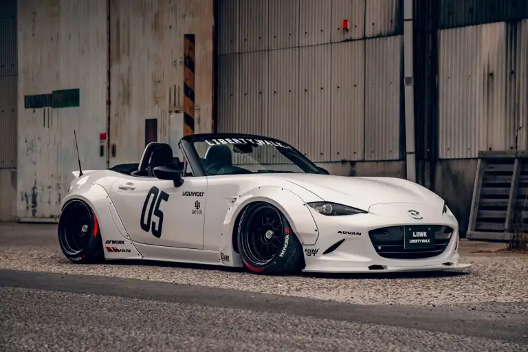 Mazda MX-5 - Liberty Walk - 1