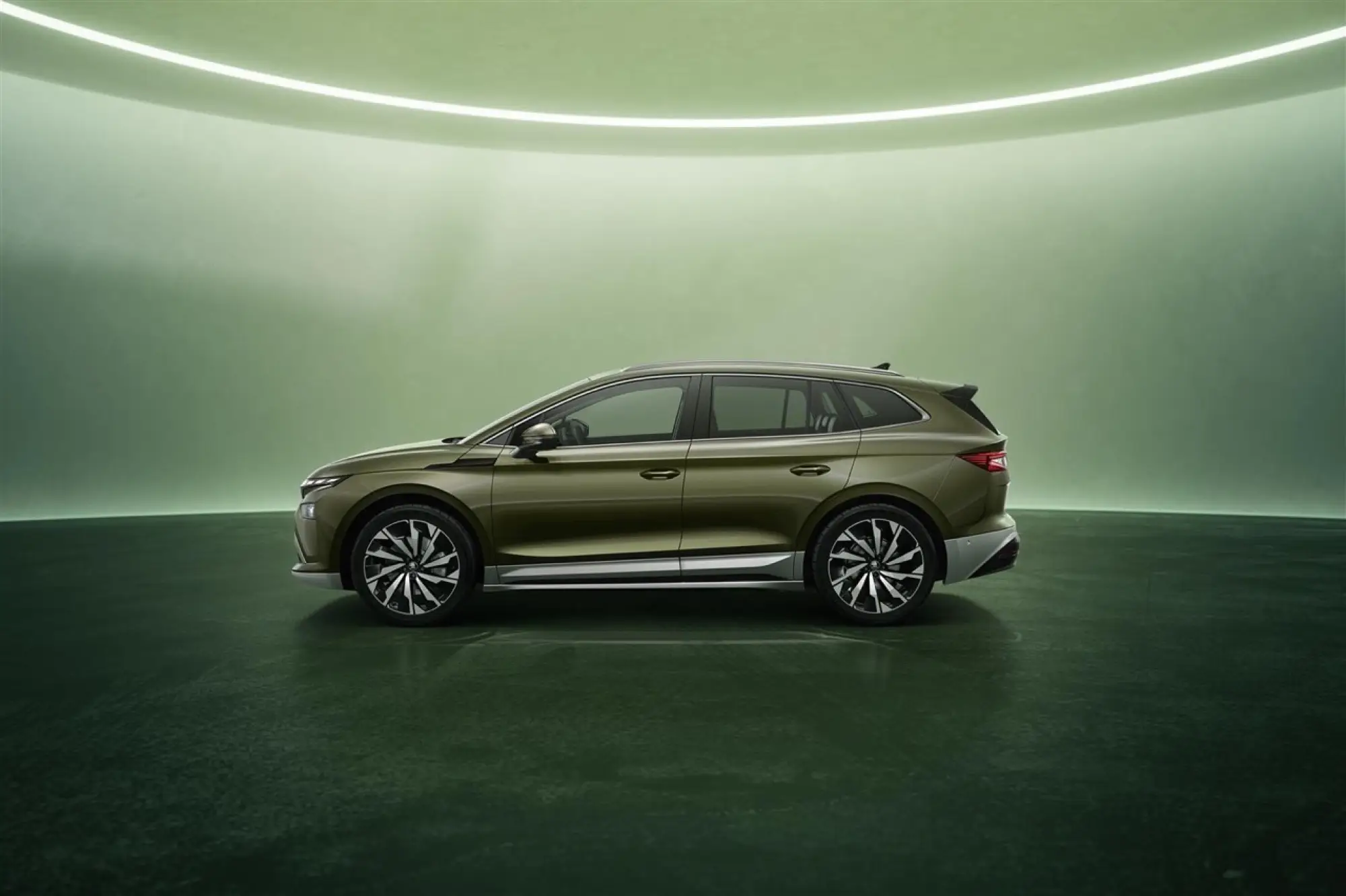 Skoda Enyaq 2025 - Foto ufficiali - 9