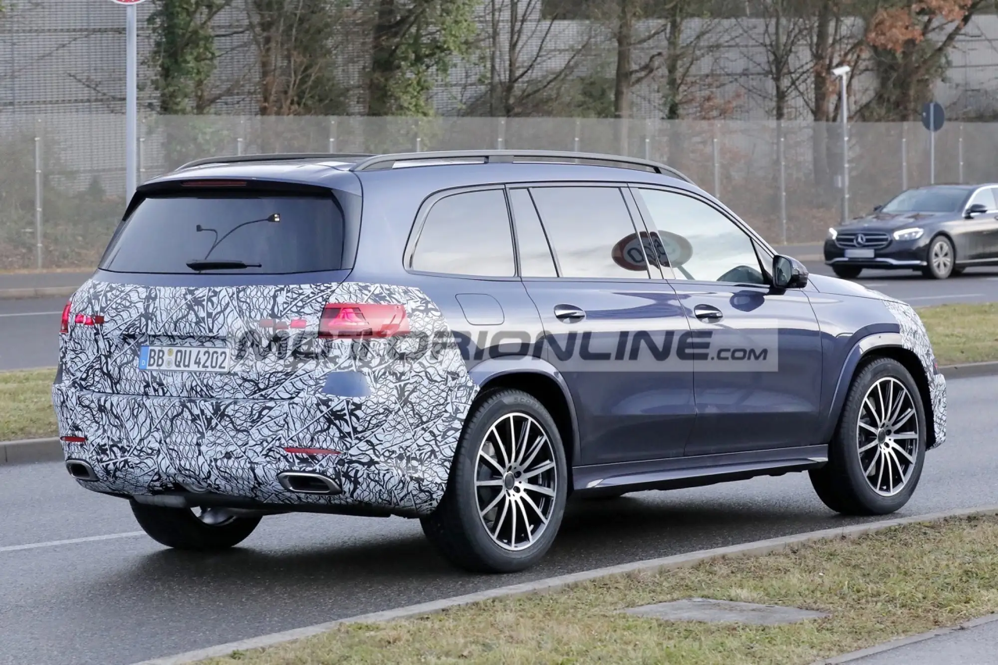 Mercedes GLS - Foto spia 8-1-2025 - 12
