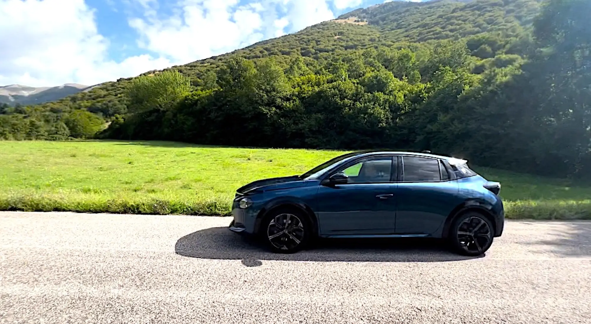 Lancia Ypsilon Car Var - 16
