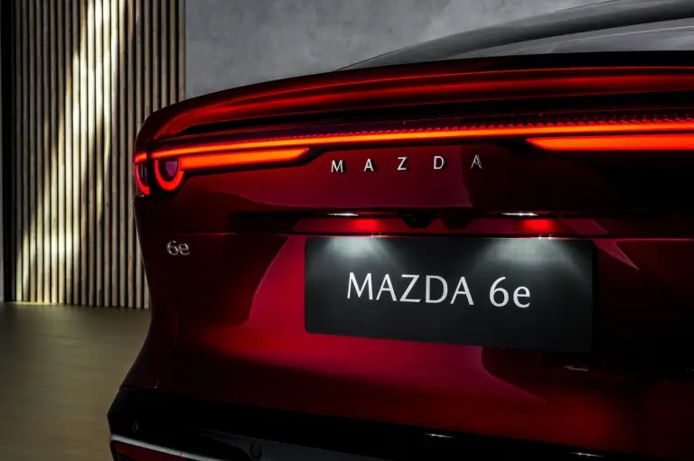 Mazda 6e 2025 - Foto ufficiali - 12