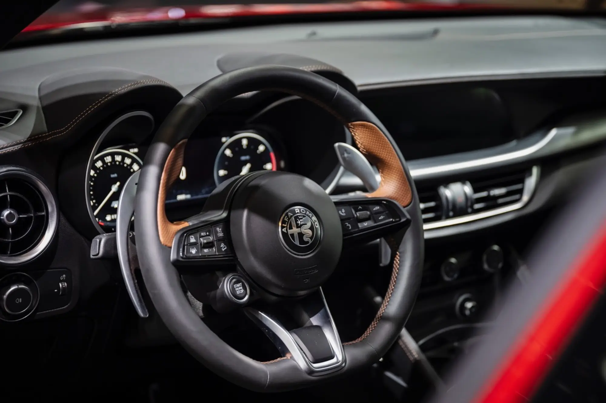 Alfa Romeo - Allestimento Intensa - 7
