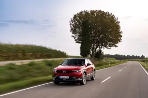 Mazda MX-30 e-Skyactiv R-EV 2025 - Foto ufficiali - 1