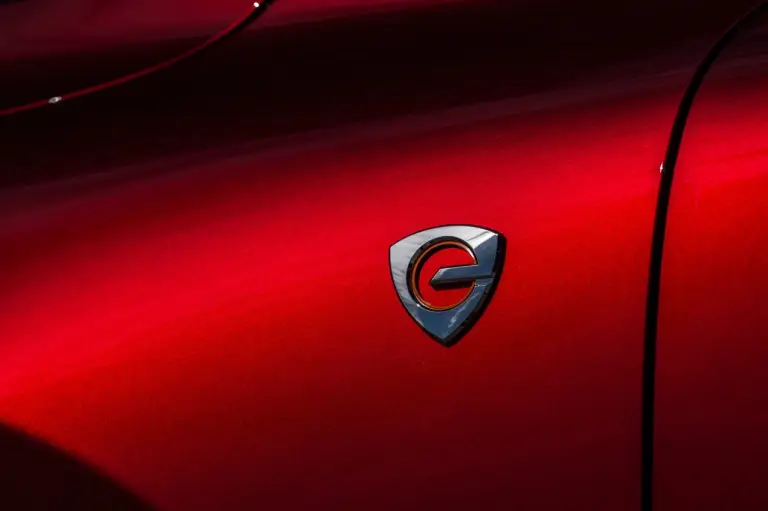 Mazda MX-30 e-Skyactiv R-EV 2025 - Foto ufficiali - 7