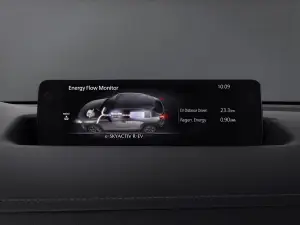 Mazda MX-30 e-Skyactiv R-EV 2025 - Foto ufficiali - 17