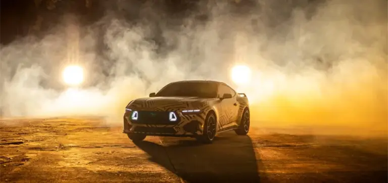 Ford Mustang RTR - 15