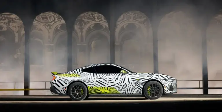 Ford Mustang RTR - 17