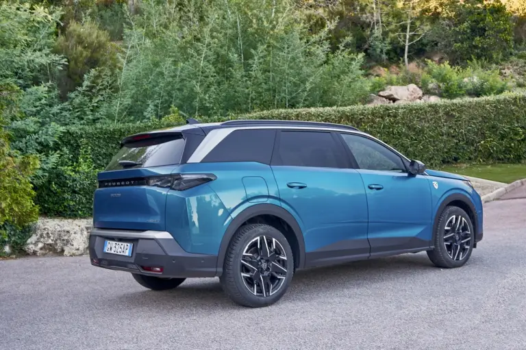 Peugeot 5008 Hybrid - Costa Azzurra - 4