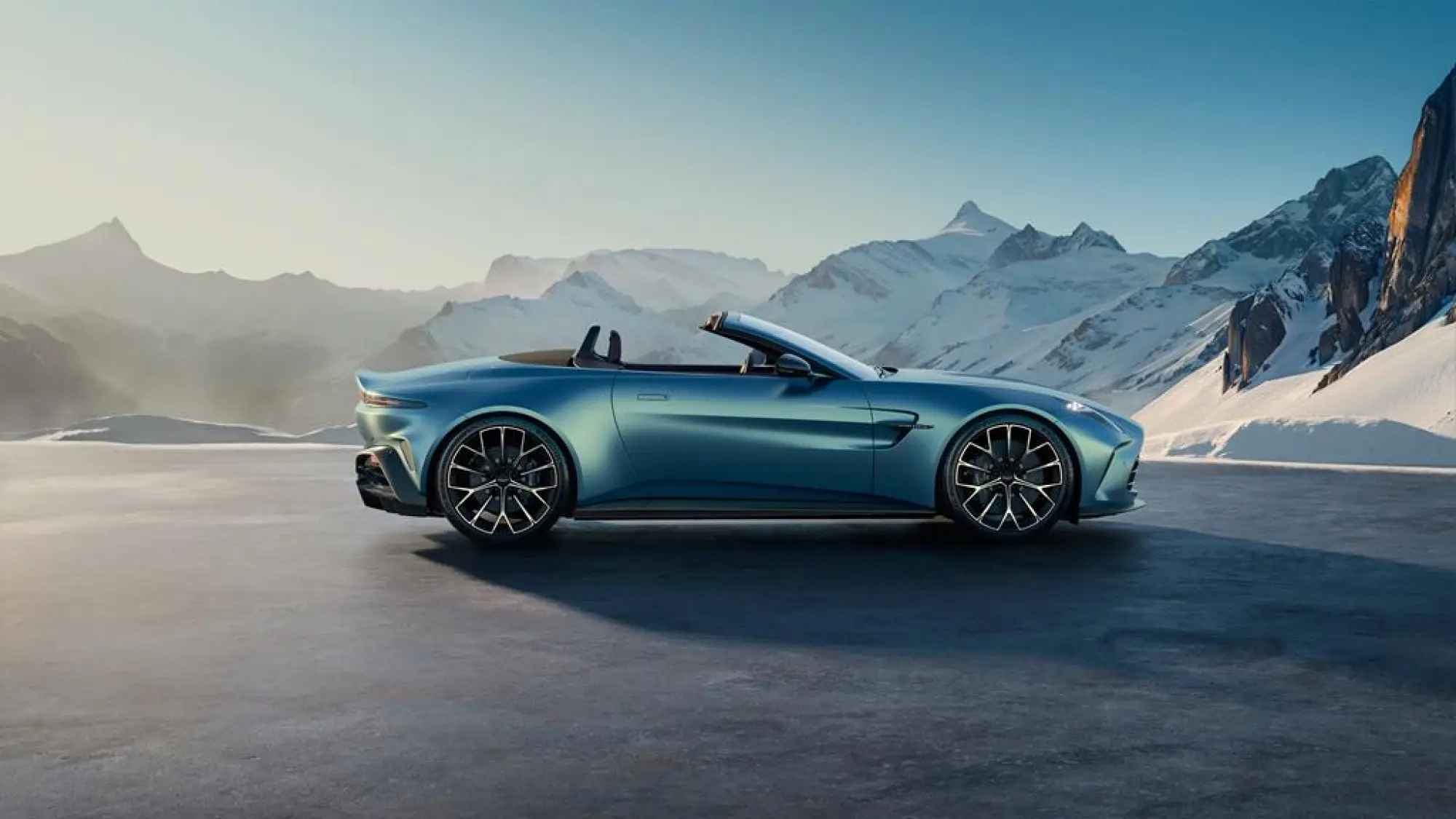 Aston Martin Vantage Roadster 2025 - 7