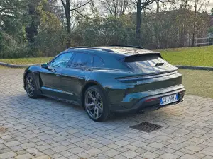 Porsche Taycan Cross Turismo 2025: Come e Come va - 8