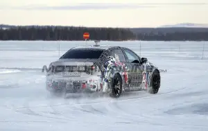 BMW M3 2027 - Foto spia 21-01-2025 - 29
