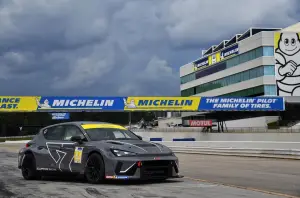 Cupra Leon VZ TCR 2025 - Foto ufficiali - 3