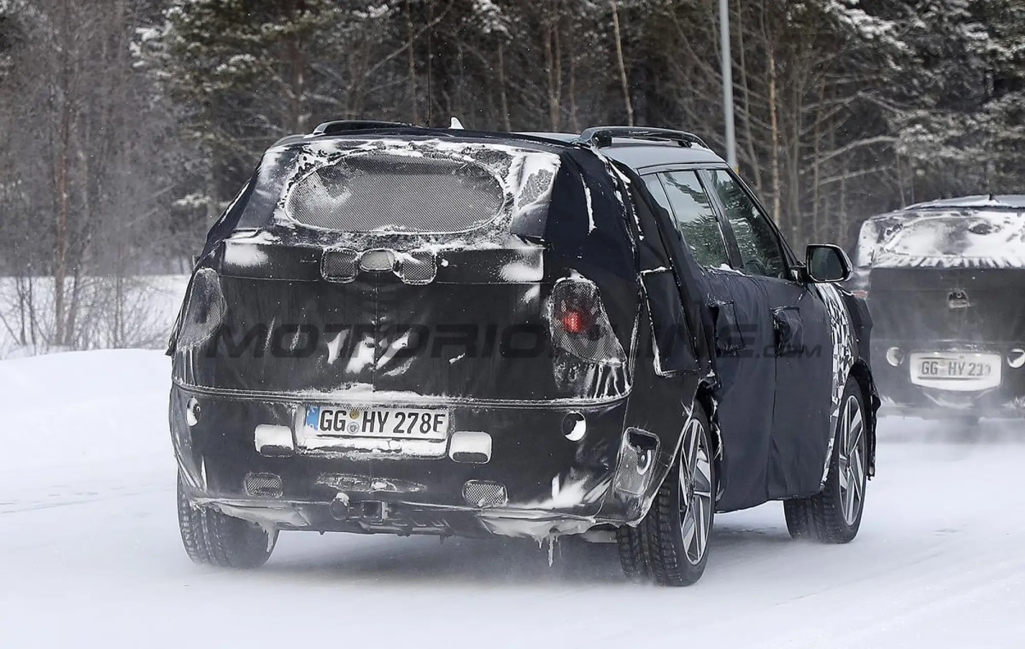 Hyundai Nexo 2025 - Foto spia 23-01-2025 - 11