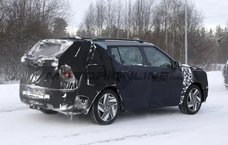 Hyundai Nexo 2025 - Foto spia 23-01-2025 - 9