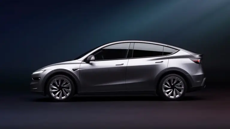 Tesla Model Y 2025 - Foto ufficiali - 11