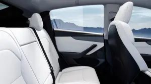 Tesla Model Y 2025 - Foto ufficiali
