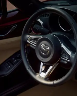 Mazda MX-5 35th Anniversary - 3