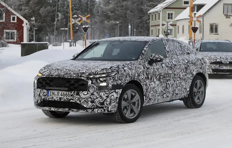 Audi Q3 Sportback 2026 - Foto spia 28-01-2025 - 5